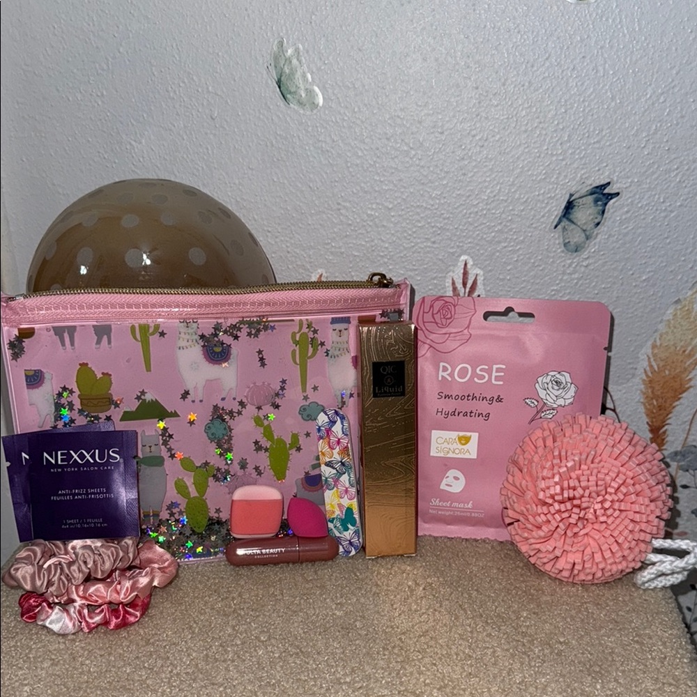 Pink Cactus & Llama Cosmetic Make Up 13 piece Beauty Bundle
